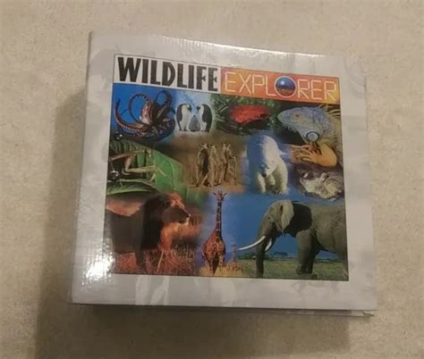 Wildlife Explorer Binder 100 Cards Mammals Reptiles Fish