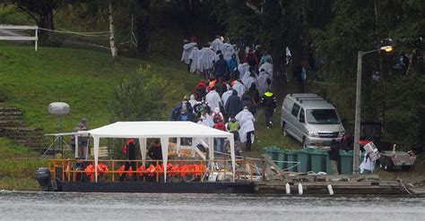 I morgen er det to år siden, at andrine johansen blev skudt af breivik. Bild zu: Trauerfeiern in Norwegen: Angehörige gedenken der ...