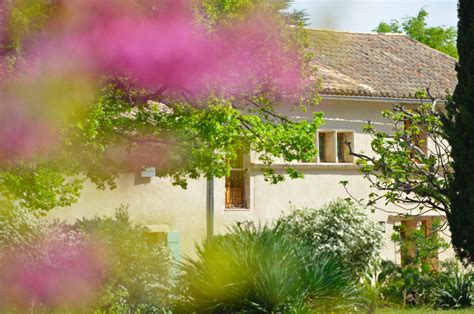 Ecco alcune idee che ti aiuteranno ad ottenere un ottimo risultato spendendo meno. Ristrutturare casa di campagna | Tradizione architettonica ...