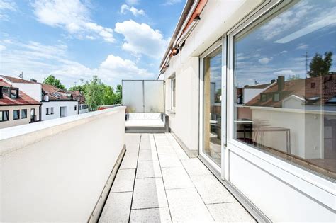 Mitten in ulm ( 5 minuten vom münster entfernt ) liegt diese 2 zimmerwohnung mit dachterasse und blick auf das münster.die wohnung ist komplett,… 1.070,00 € 2 zi. 35 Best Of Galerie Über Haus Kaufen Ulm Beste Sammlung Von ...