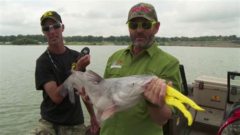 Milford Lake Blue Catfish In Kansas And G3 Sportsman 200 Youtube