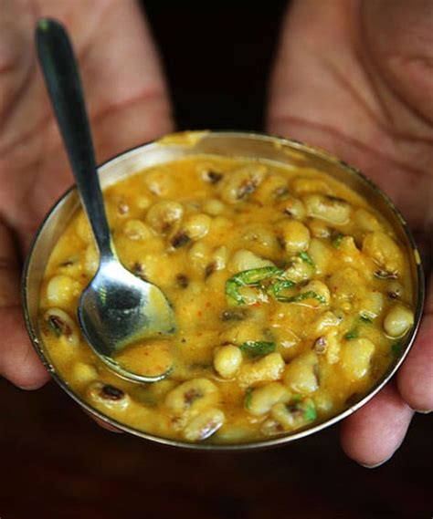 Spiced Black Eyed Peas With Curry Leaves Indian Recipes Authentic