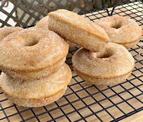 Baked Cinnamon Sugar Donuts The Cookin Chicks