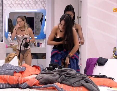 Larissa Santos Mostrou A Bucetinha No Bbb Sexo Maluco