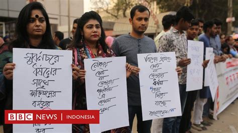 Viral cowo bangladesh masukin botol. Pemilu Bangladesh: 'Ibu empat anak diperkosa beramai-ramai' karena memilih oposisi - BBC News ...