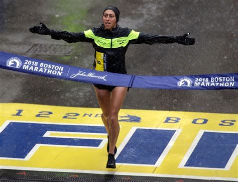 Desiree Linden Wins Boston Marathon First American Woman Since 1985 To