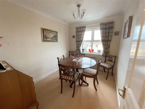 2 Bedroom Retirement Property For Sale In Potters Bar