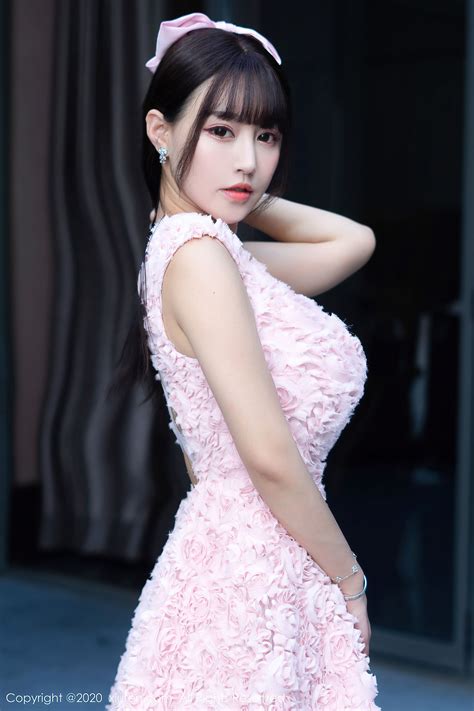 人 Xiuren No2451 Zhu Keer Flower Share Erotic Asian Girl Picture And Livestream