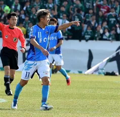 Off topic > rip miura. Fußball: Fußball-Oldie Miura: Nächster Vertrag für 51 ...