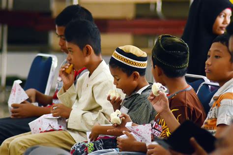무료 이미지 사람 청소년 어린이 먹다 교육 아이들 이슬람교 무슬림 이슬람의 4147x2757