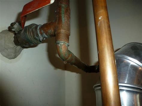 Water Heater Backdrafting, Part 1 of 2: Why it Matters and What to Look