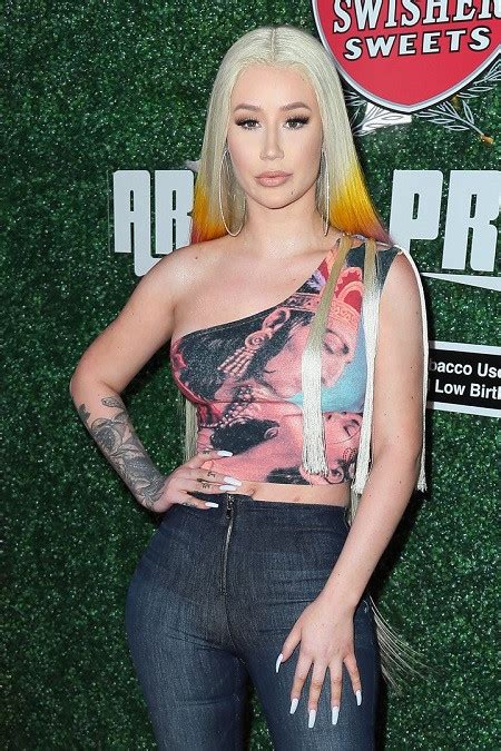 Iggy azalea — brazil 03:10. Iggy Azalea breaks silence on GQ nude photo leak!