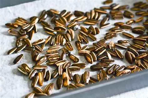 Continue:dehydrated fruits, vegetables, meats also techniques and recipes cooking hacks each pack contains 80 seeds. How to Roast Sunflower Seeds | Homemade snacks, Roasting ...