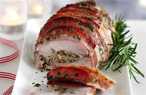 Wrap each chunk of venison tenderloin in a slice of bacon. Slimming World's Stuffed Pork Wrapped In Bacon | Recipes ...