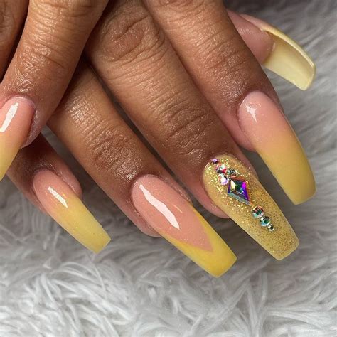 50 Gorgeous Yellow Acrylic Nails To Spice Up Your Fashion In 2021