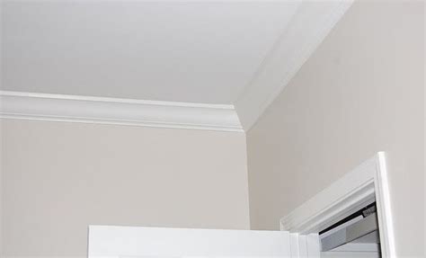 4 best light gray paint colours. Benjamin Moore "Natural Cream" (like Edgecomb Grey without ...