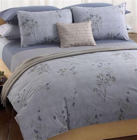 This 7 piece bedding comforter embroidered asian letters with all wishes of happiness to you, chinese symbols embroidered over bamboo printing make your bedroom unique. Calvin Klein Home Full/Queen Comforter Bamboo Flowers New