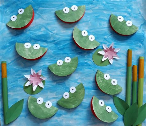 Лягушки на болоте. Детские поделки #animalcraftsforkids Лягушки на