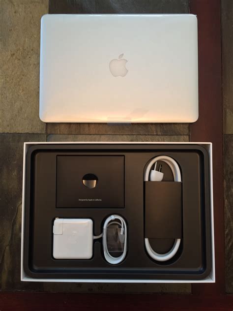 Unboxing The 13 Macbook Pro 2015 Your Mactek