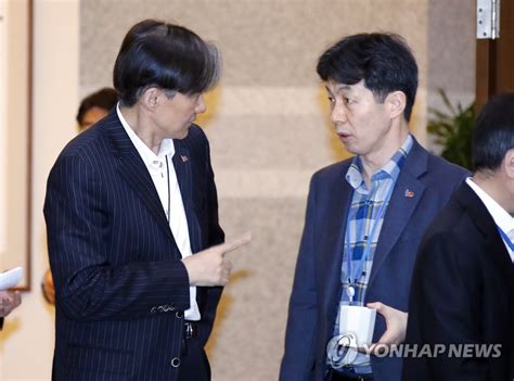 이번 방문에는 범정부 유치기획단장인 유명희 통상교섭본부장과 정부대표단도 함께한다.시에. 윤건영 "대통령에 조국 임명 조언…당시 비리 확인된것 없었다 ...