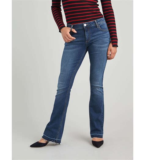How To Find Jeans For Hourglass Shape Stitch Fix Style