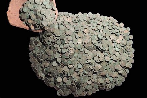 Lincolnshire Roman Coin Hoard Is Largest Find In Britain Bbc News