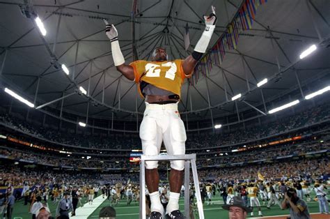 Tennessee Football Former Vols Lb Al Wilson Named To Cfb Hall Of Fame