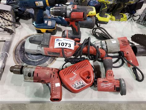 ASSORTMENT OF MILWAUKEE TOOLS - Able Auctions