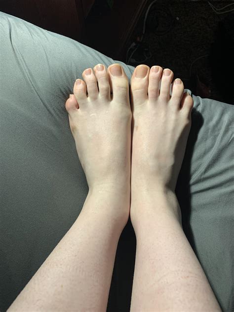 ️what Color Should I Paint My Toes Free Download