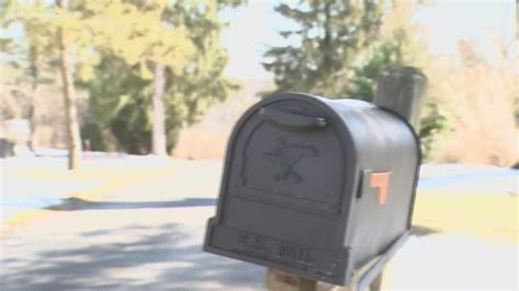 Thieves Are Stealing Checks From Home Mailboxes