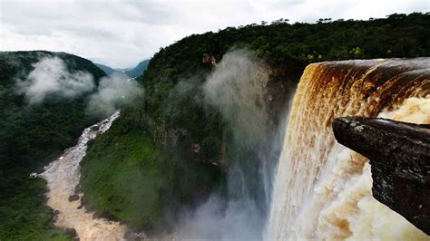 The 10 Most Dangerous Waterfalls In The World Would You Venture