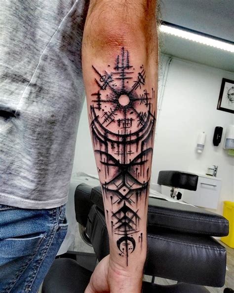 2020 Cool Tattoo Ideas To Copy Hand Tattoos Viking Tattoos Norse Tattoo