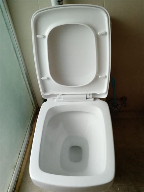 White Comfortable Best Designer Square Soft Close Resin Toilet Seat