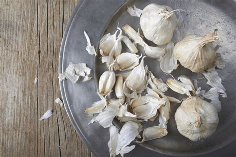 Garlic may increase the risk of side effects of these drugs. What Are the Side Effects of Garlic Tablets? | LIVESTRONG.COM