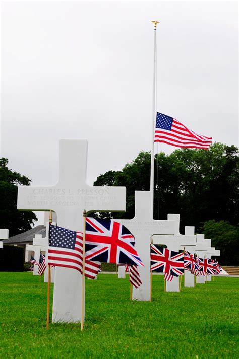 Fallen remembered at Madingley Cemetery Memorial Day > U.S. Air Forces