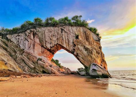 Itu karena pantai tersebut kerap jadi nama pantai andaman di pulau sentinel mungkin belum terlalu populer bagi para traveler. Tiada Lagi 'Kepala Kuda'! Tusan Cliff Lokasi Ikonik Di ...