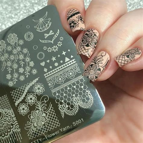 Born Pretty Lace Series Nail Stamping Plate Flower Yarn Square Template