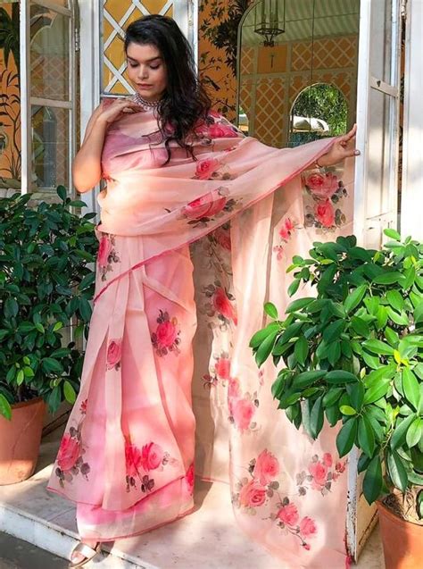 Pink Organza Saree With Roses Surbhi Soni