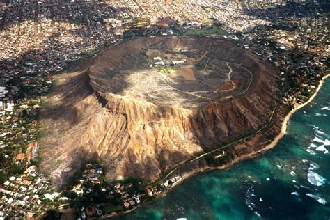 Hawaii Diamond Head Riapertura Del Cratere Vulcanico Viaggiamoit