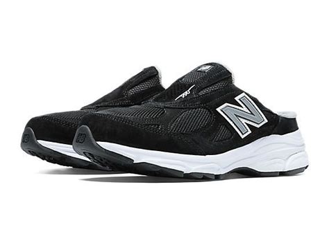New Balance 990v3 Triple Black