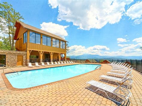 Vacation Rentals With Pools Private Indoor Outdoor Pools Vacasa