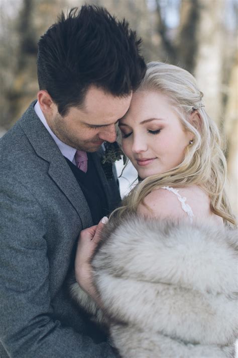 Trending White Winter Wedding Ideas Will Warm Your Heart