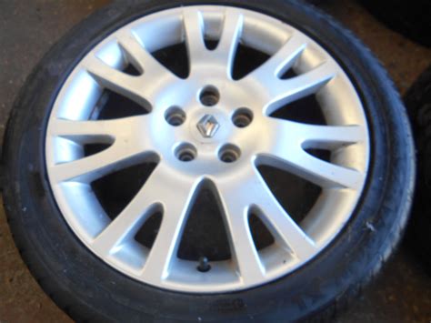 17 Genuine Renault Alloy Wheels Tyres Performance Wheels And Tyres