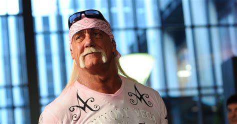 Hulk Hogan Fights Sex Tape Leak