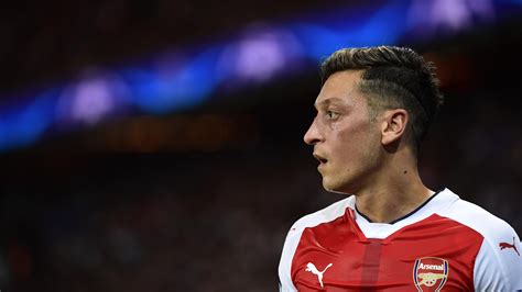 Transfer Update Seven Top Rumours Mesut Ozil Set For Exit Unless Arsenal Break The Bank