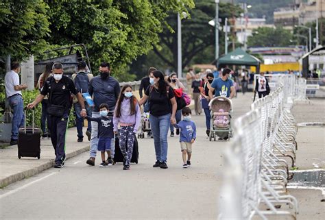 Venezolanos Sienten Alivio Por Eliminación De Pico Y Cédula En Frontera