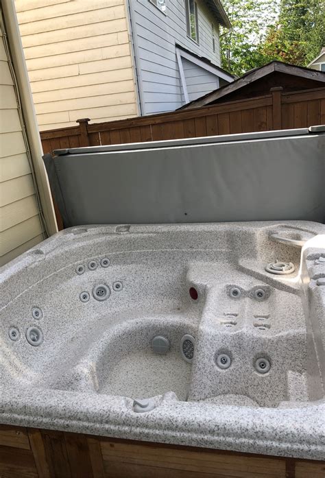 Clearwater Hot Tub Free For Sale In Arlington Wa Offerup