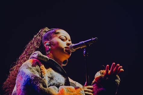 Randbs Rising Star Ella Mai Gives Her Soulful Stylings Some Soulection