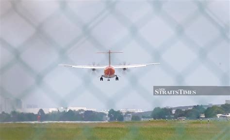 Firefly airlines atr start engine подробнее. Will Firefly resume its Singapore flights? Govt to decide ...