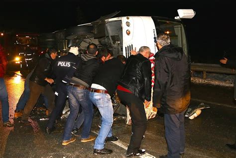 Sakarya da trafik kazaları 12 yaralı Anadolu Ajansı